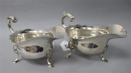A pair of George V silver sauceboats by C. S. Harris & Sons Ltd, London, 1924, 19 oz.